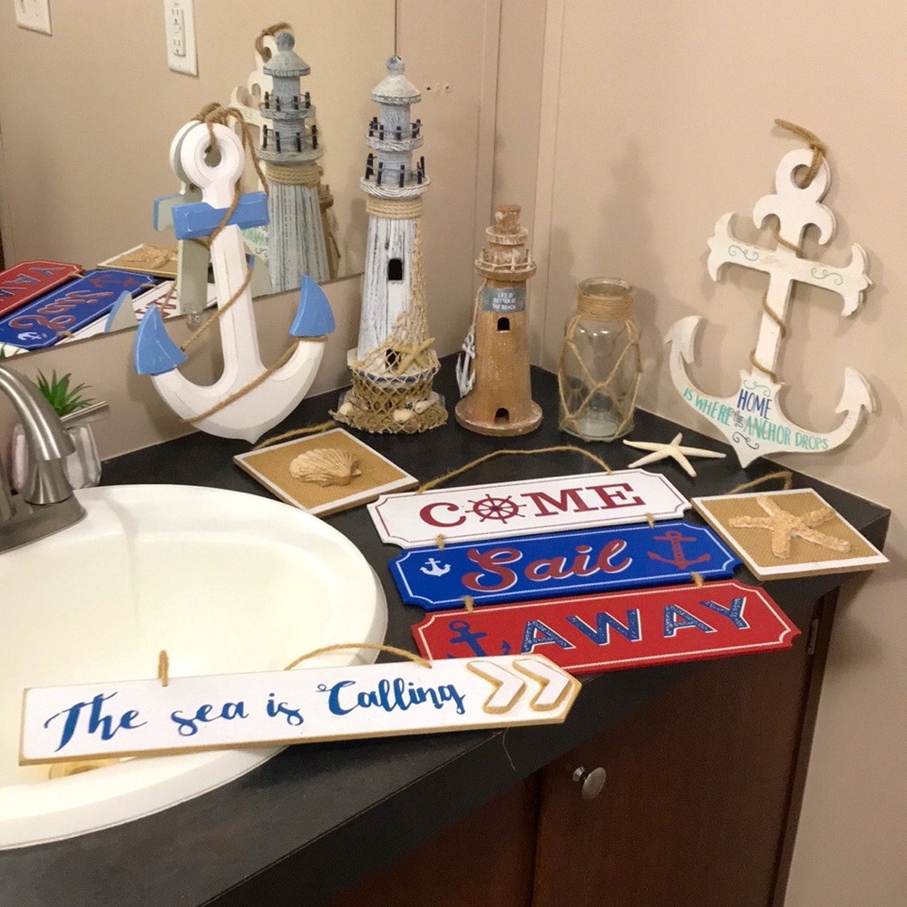 Anchor and sea home decor